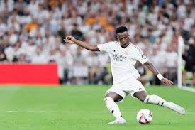 面临不利条 面临不利条